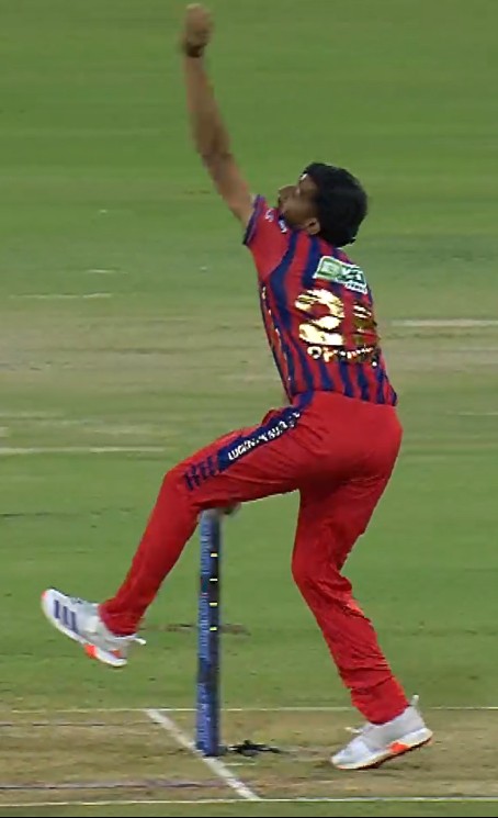 Stiff Backfoot Contact