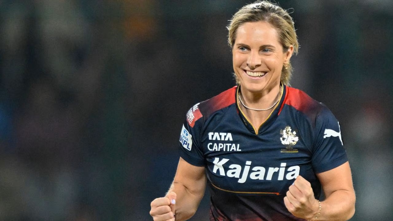 Figure : Sophie Molineux played for RCB in WPL Season 2